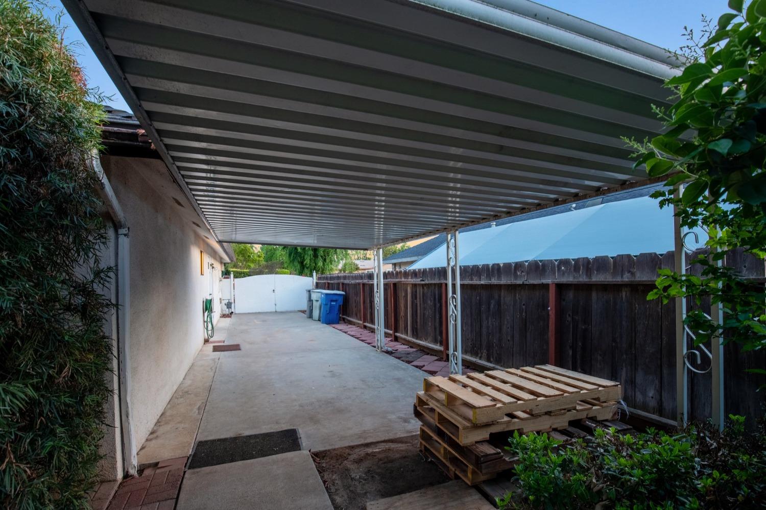 3094 W Escalon Ave, Fresno, CA 93711
