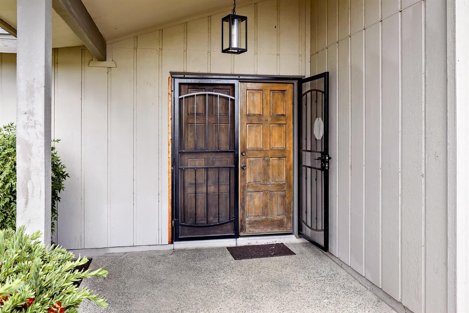 12066 Excelsior Ave, Hanford, CA 93230
