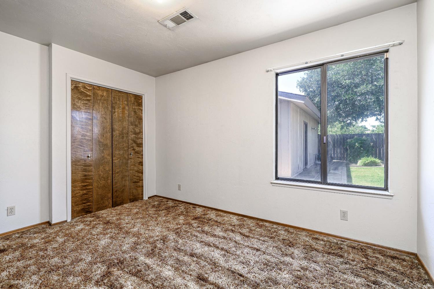 12066 Excelsior Ave, Hanford, CA 93230