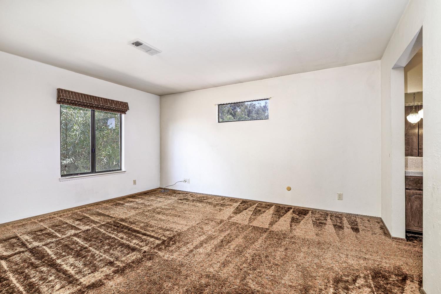 12066 Excelsior Ave, Hanford, CA 93230