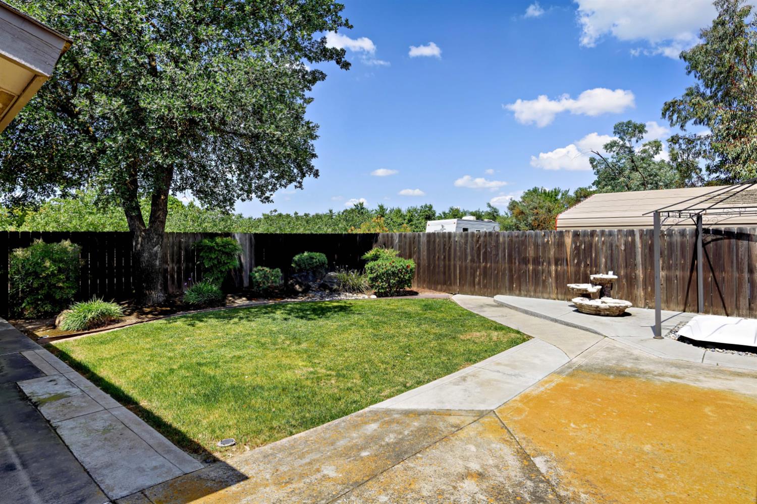 12066 Excelsior Ave, Hanford, CA 93230