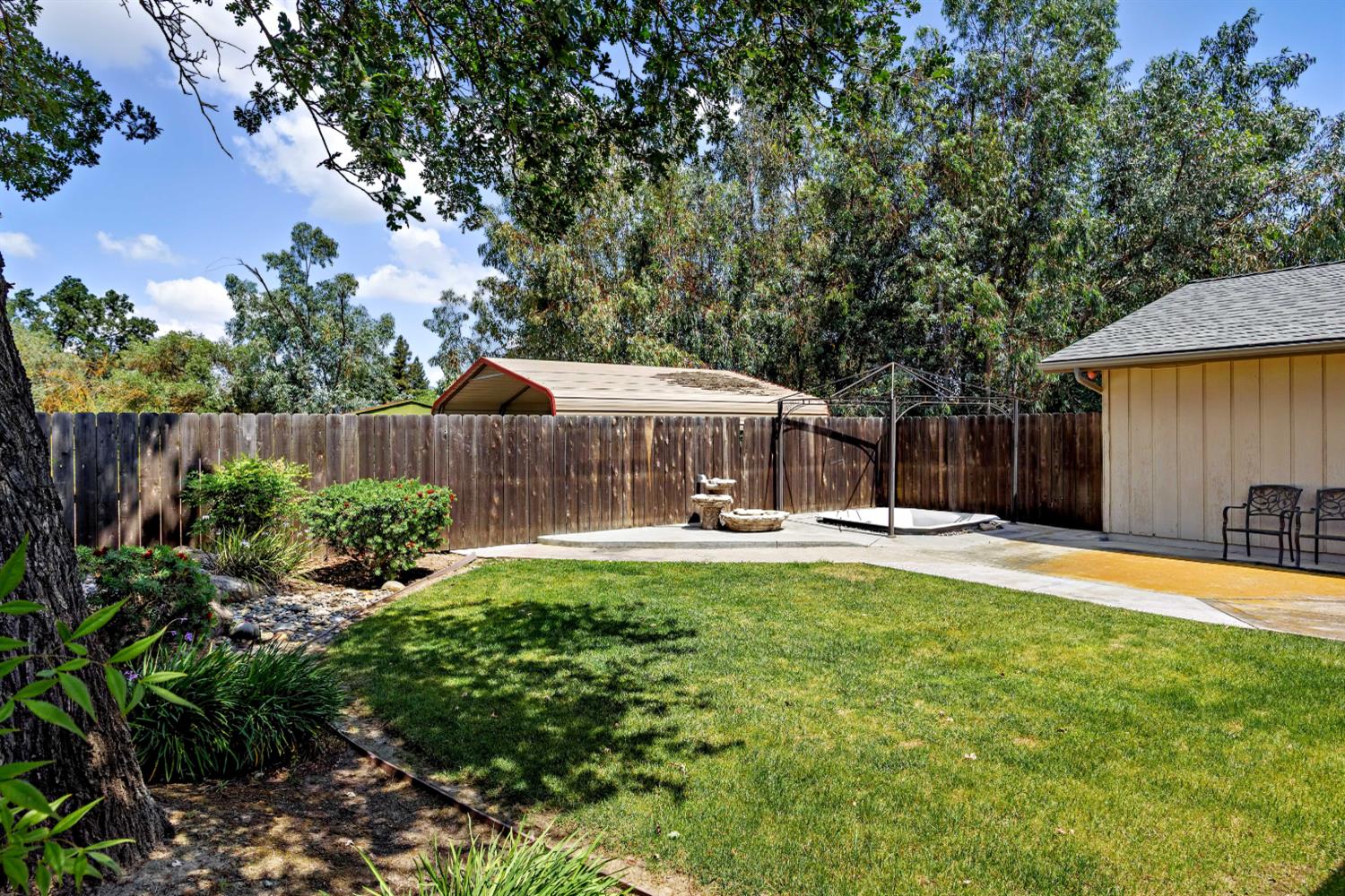 12066 Excelsior Ave, Hanford, CA 93230