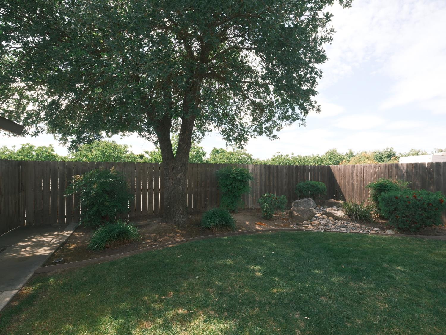 12066 Excelsior Ave, Hanford, CA 93230