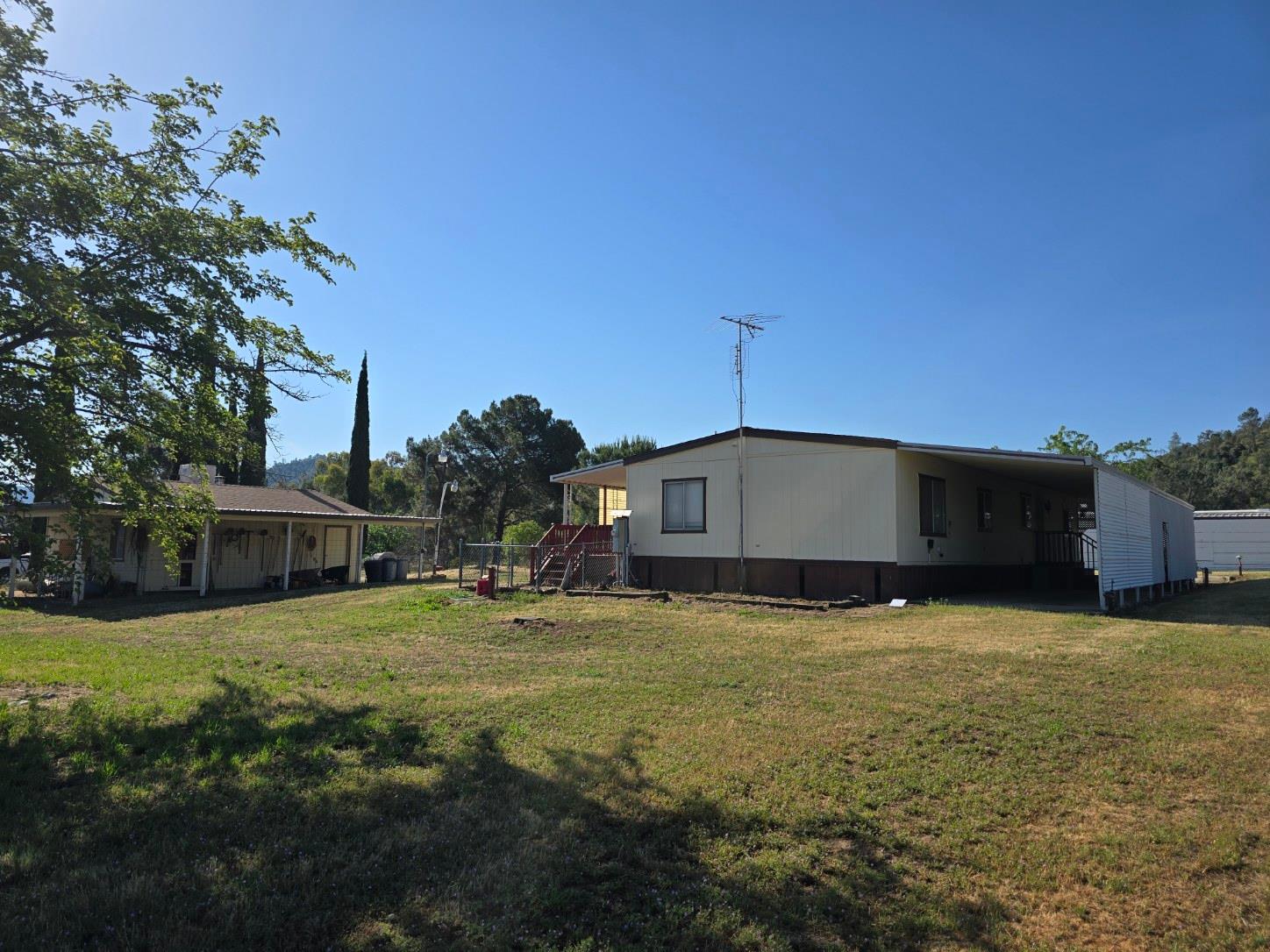 28882 Burrough Valley Rd, Tollhouse, CA 93667