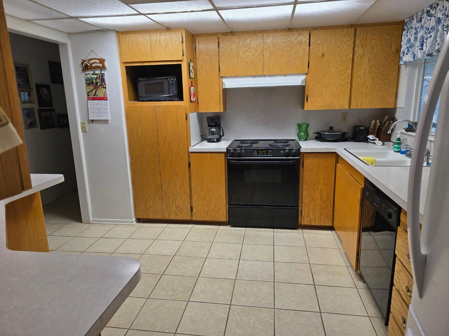 28882 Burrough Valley Rd, Tollhouse, CA 93667