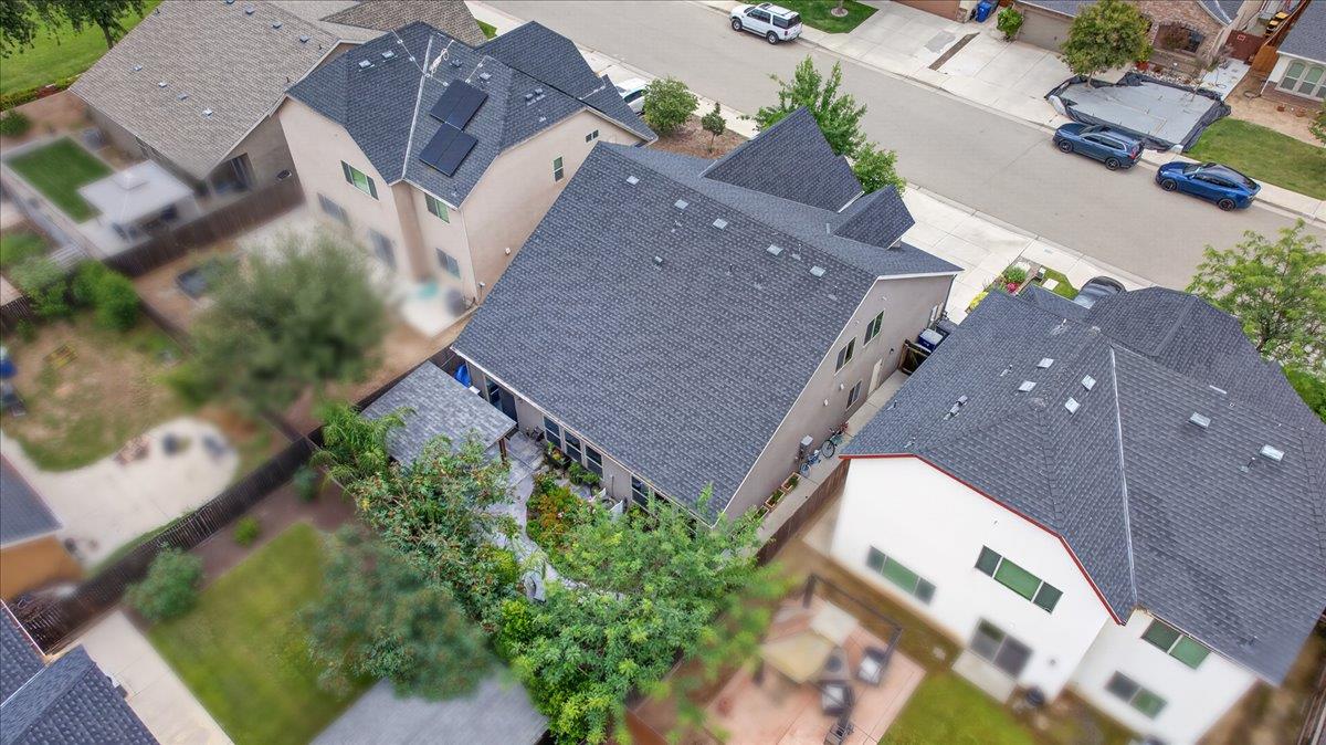 6189 E Farrin Ave, Fresno, CA 93727
