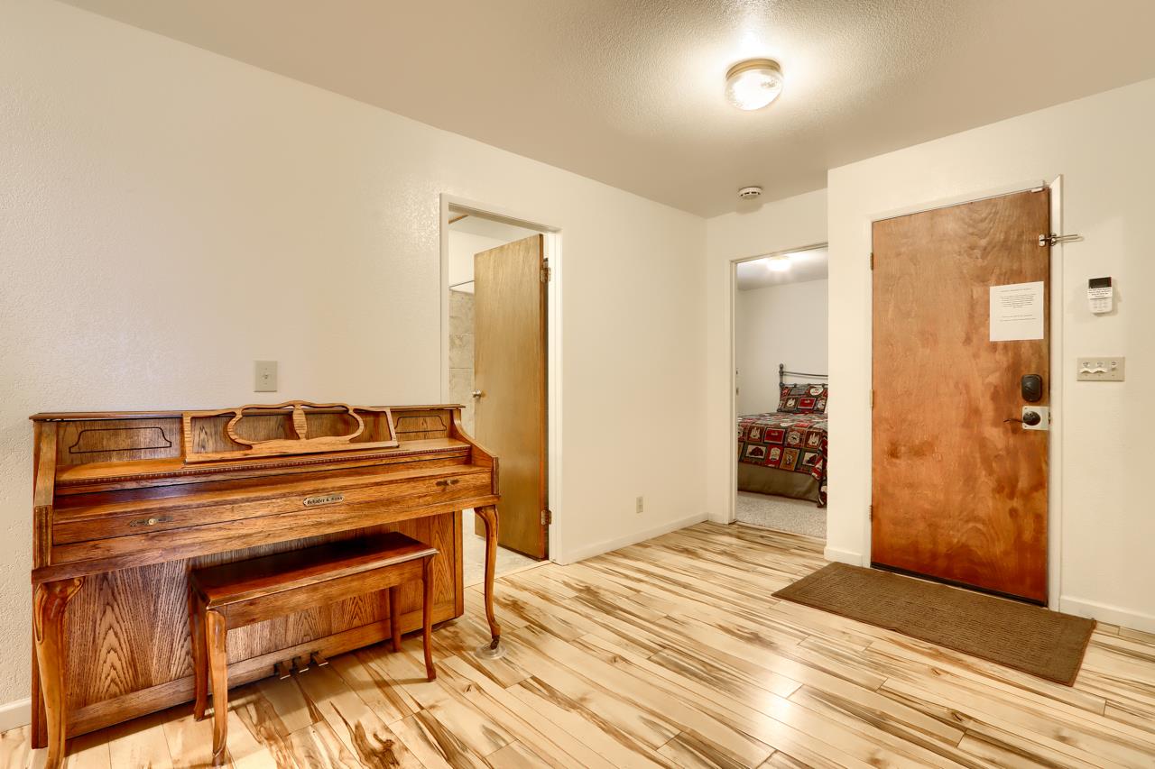 7430 Henness Ridge, Yosemite, CA 95389