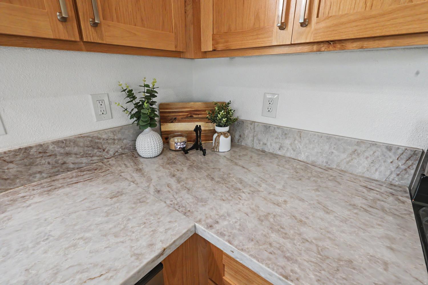 1016 E Yosemite, Madera, CA 93638