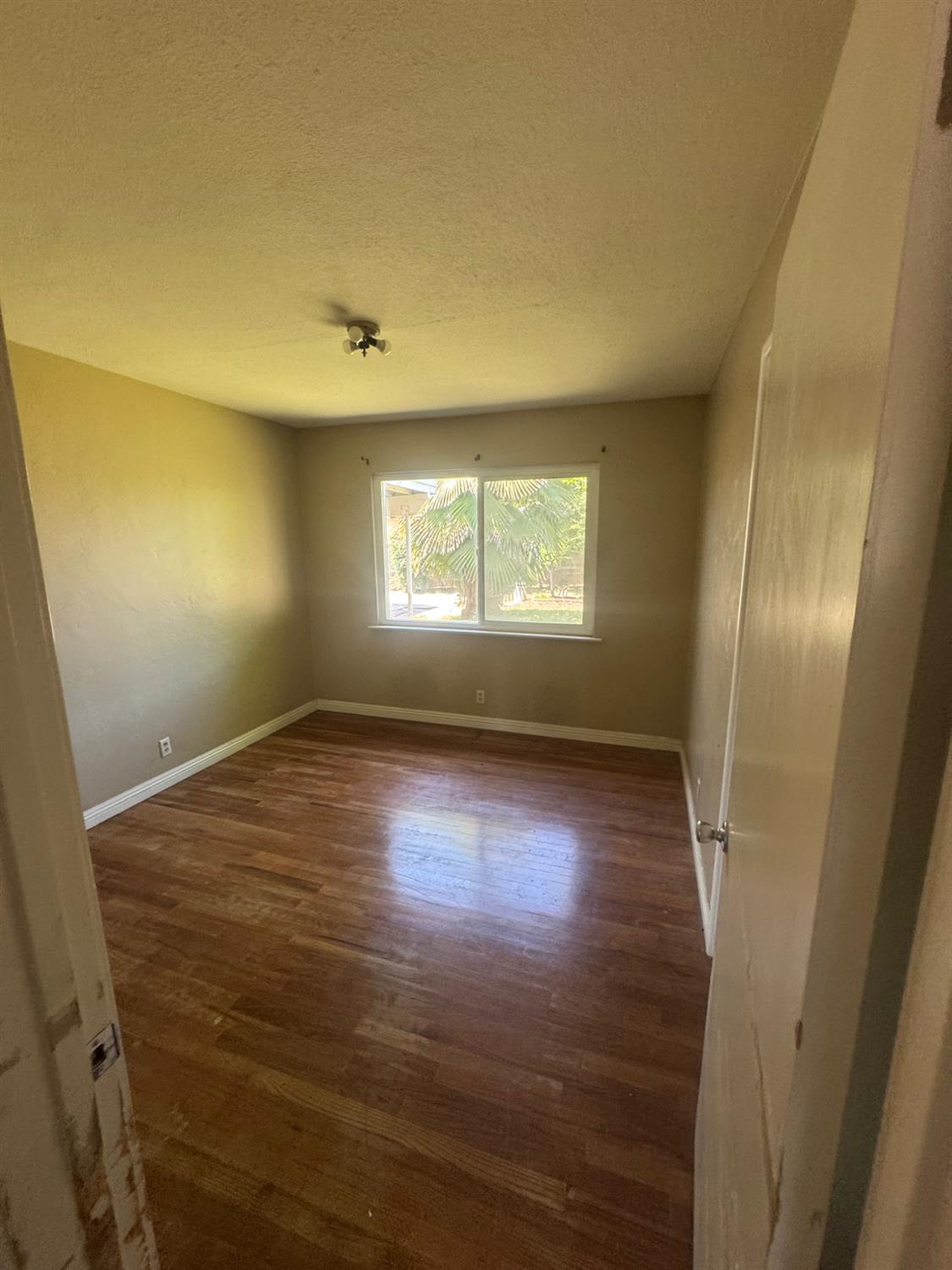 2019 Norris Dr E, Fresno, CA 93703