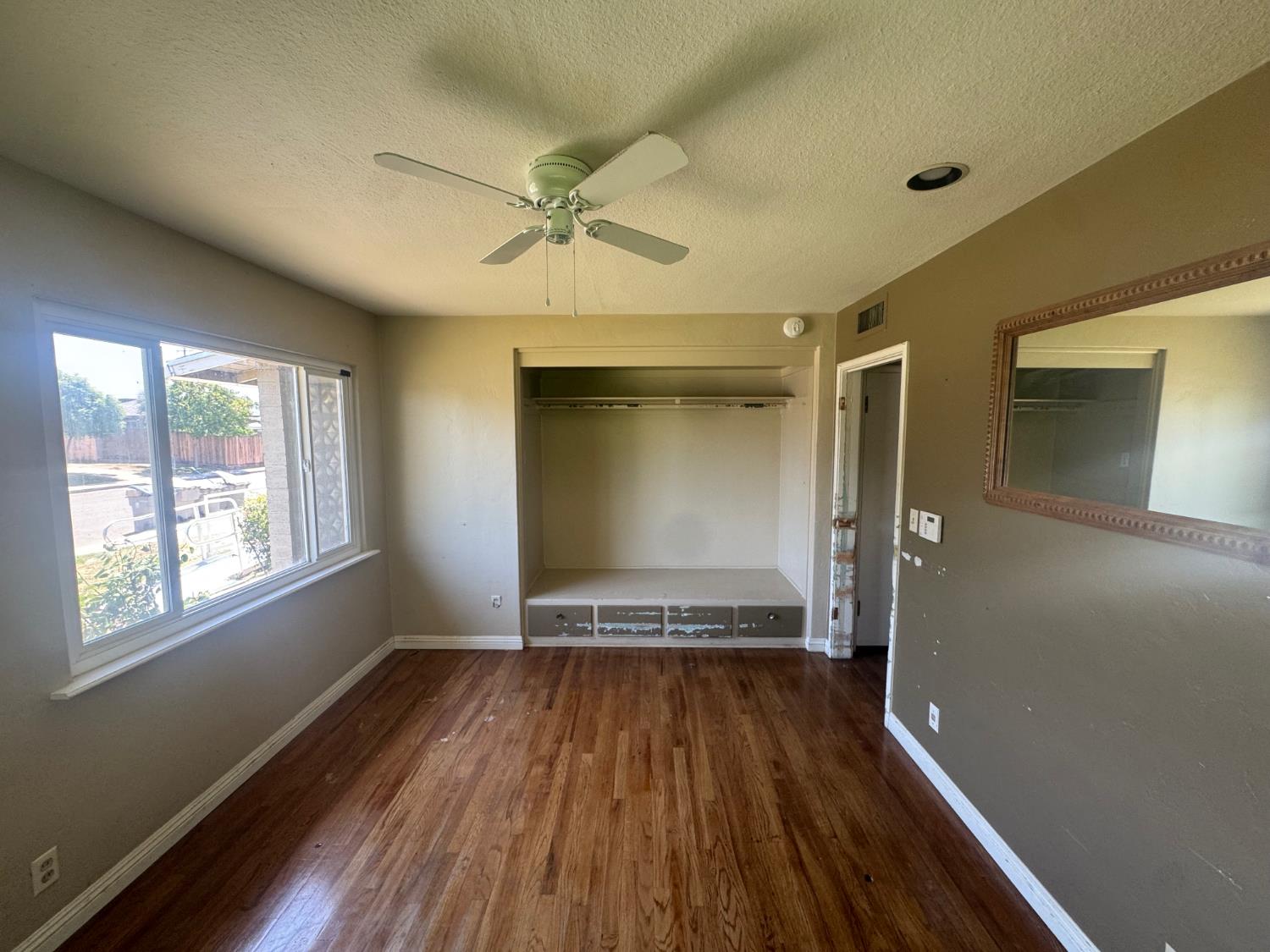 2019 Norris Dr E, Fresno, CA 93703