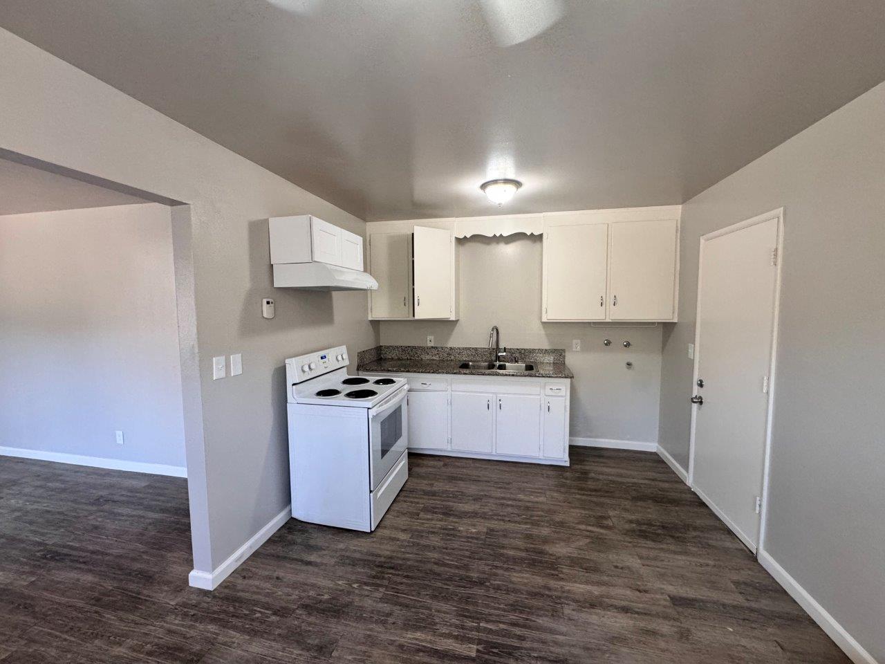 728 N Palm Ave, Fresno, CA 93728