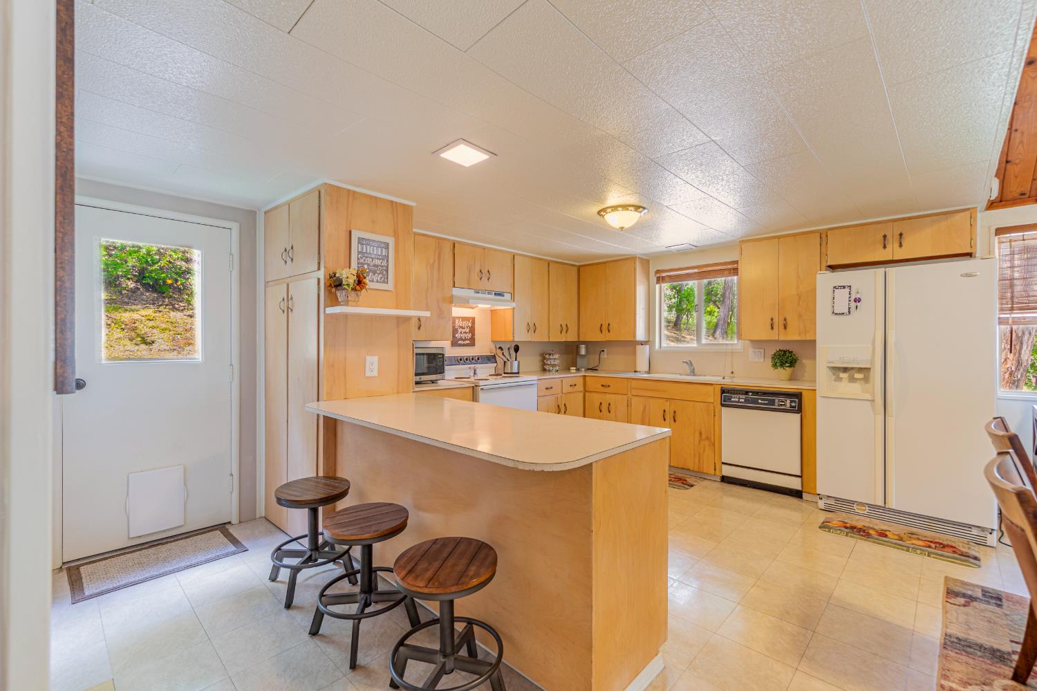 36126 Sierra Linda Dr, Wishon, CA 93669