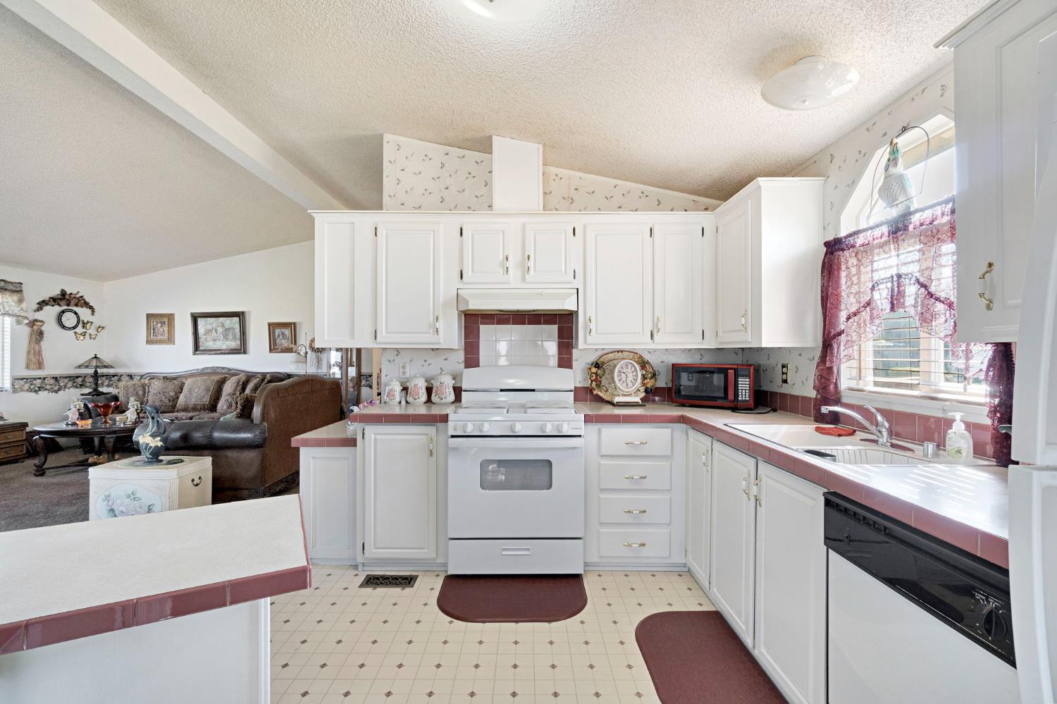 25750 Avenue 20 1/2, Madera, CA 93638