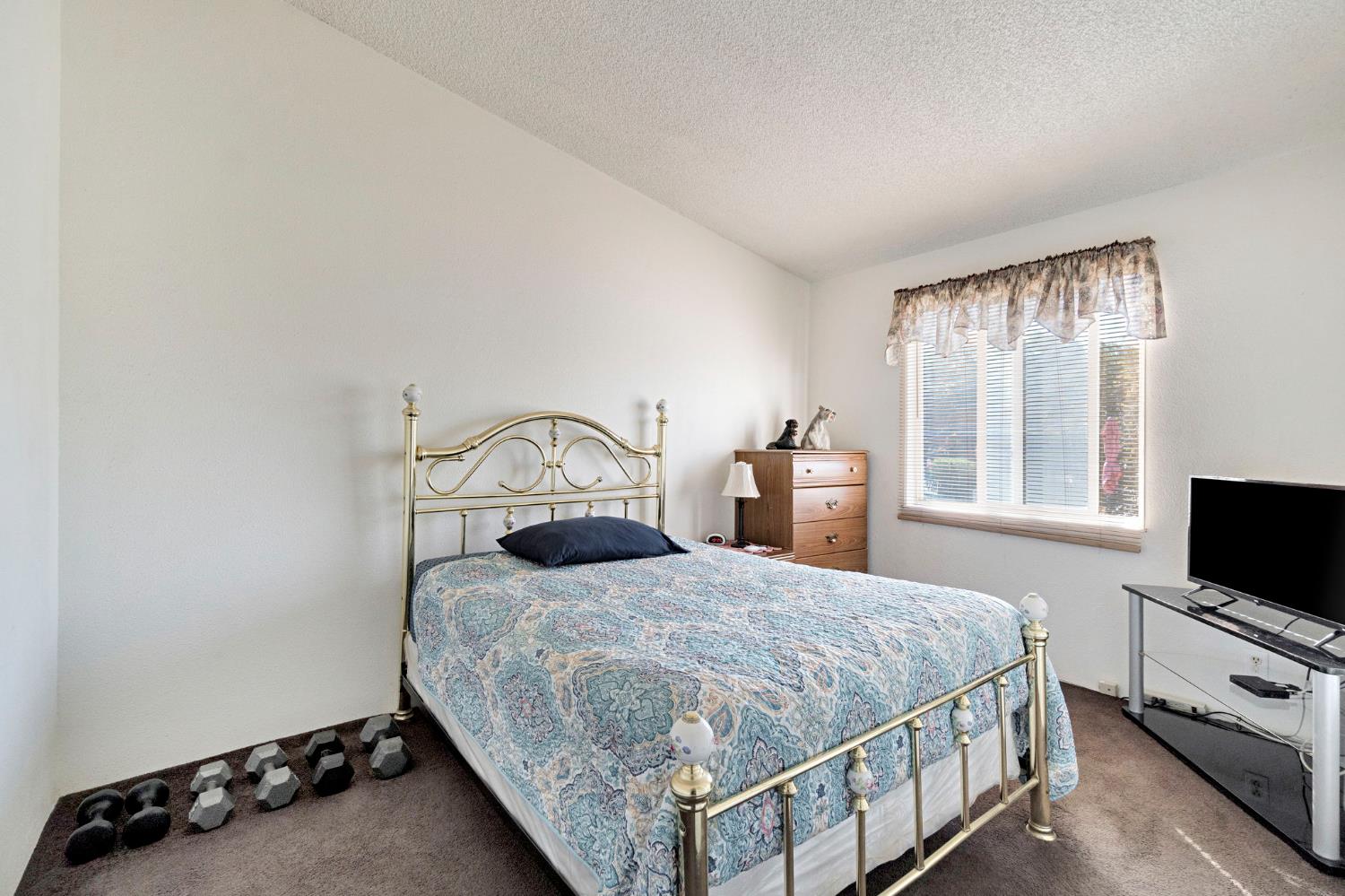 25750 Avenue 20 1/2, Madera, CA 93638