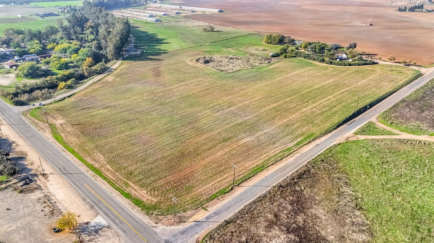 25750 Avenue 20 1/2, Madera, CA 93638