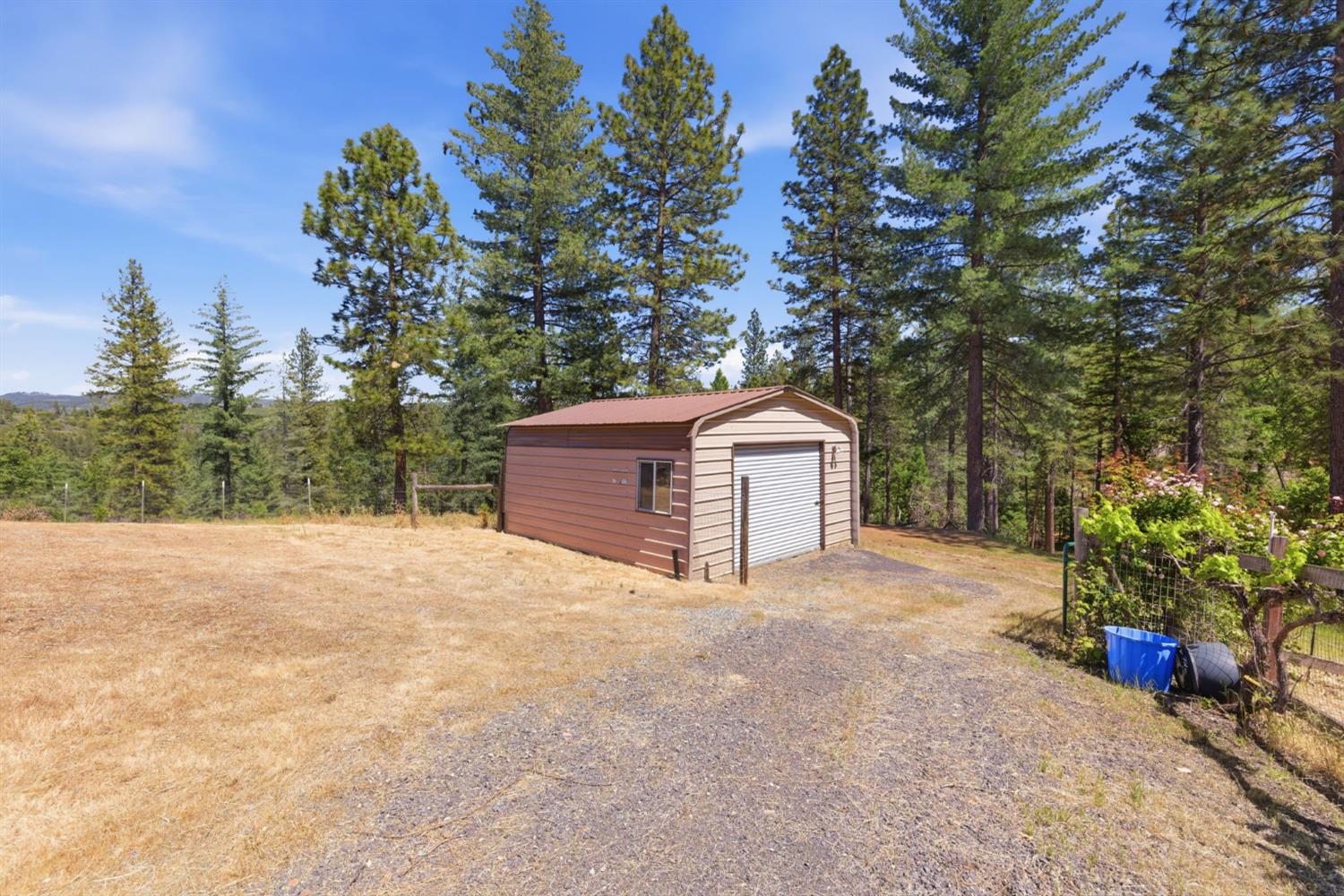 21552 Sprague, Groveland, CA 95321