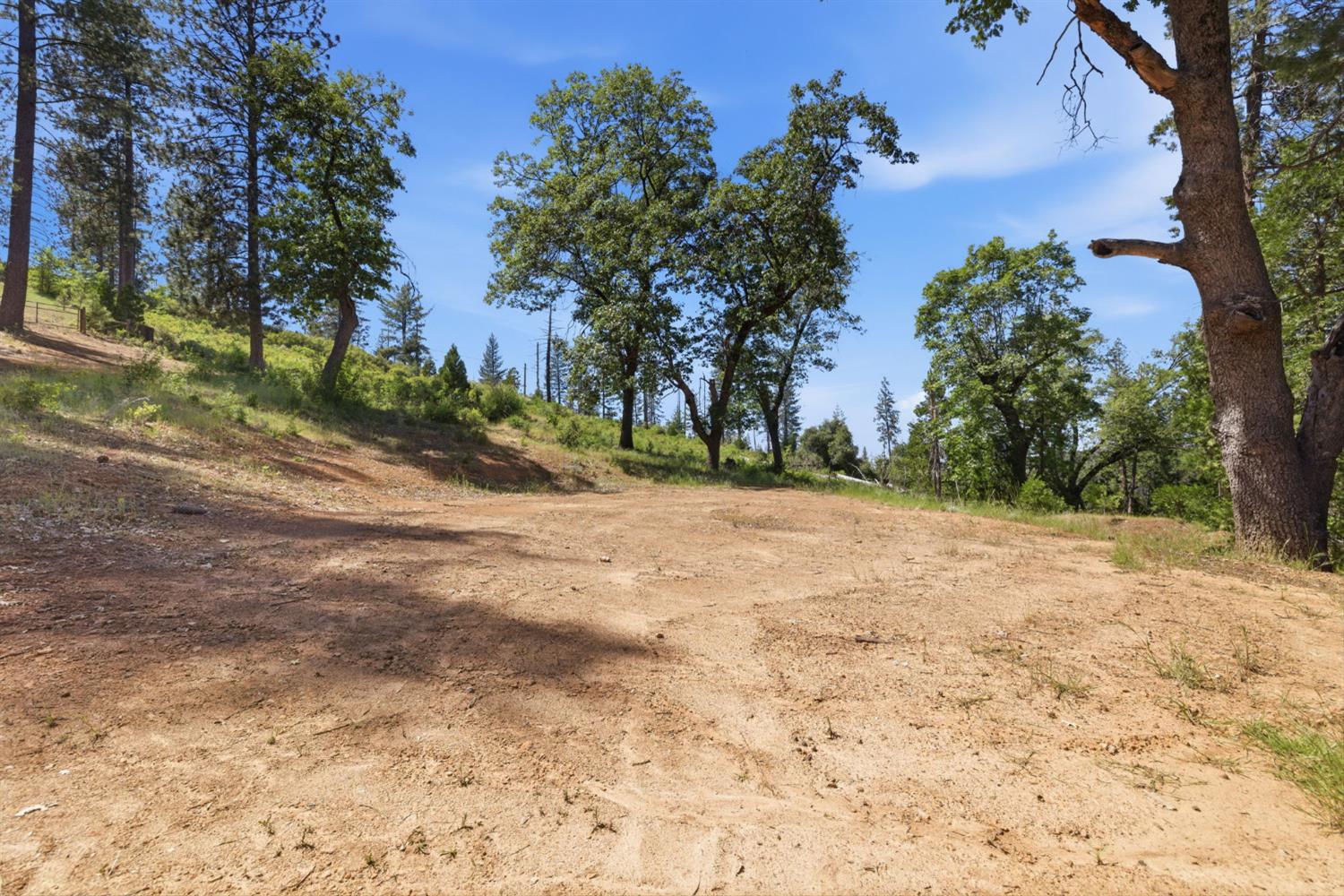 21552 Sprague, Groveland, CA 95321