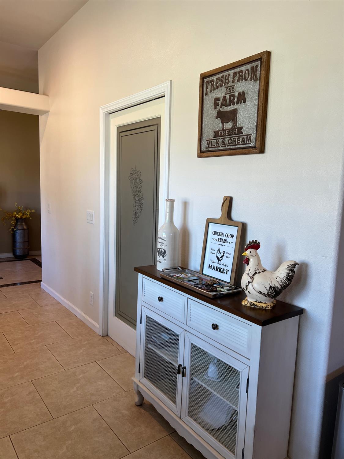 7197 Perlman Dr, Sanger, CA 93657