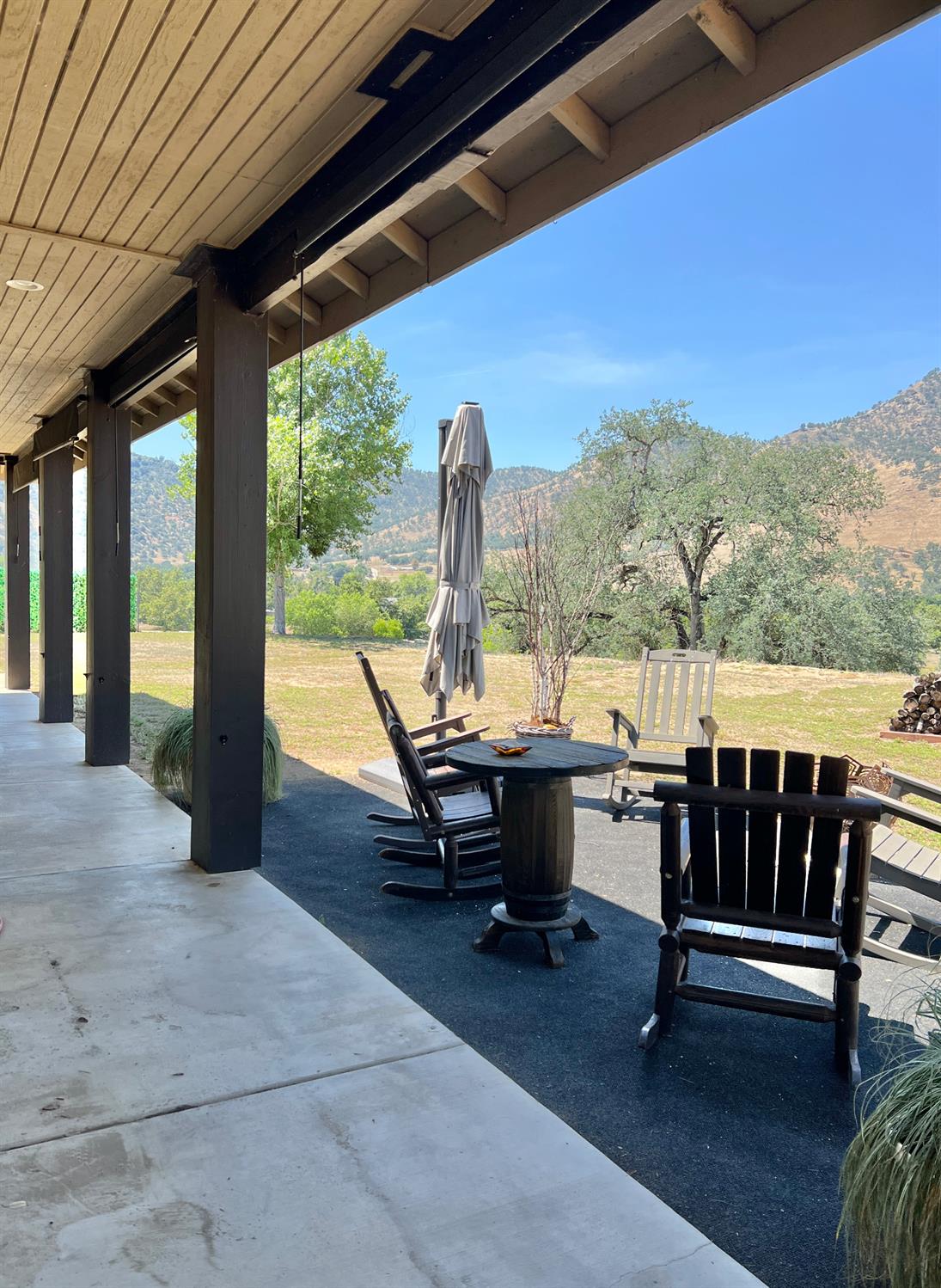 7197 Perlman Dr, Sanger, CA 93657
