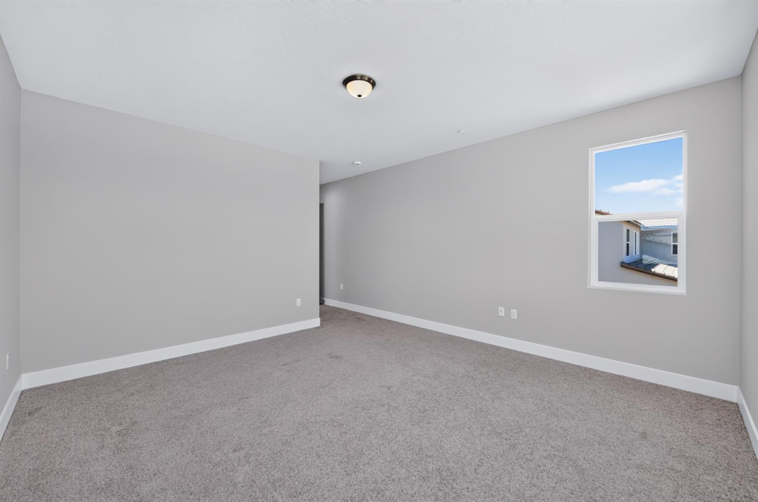 972 Peters Rd S, Madera, CA 93636