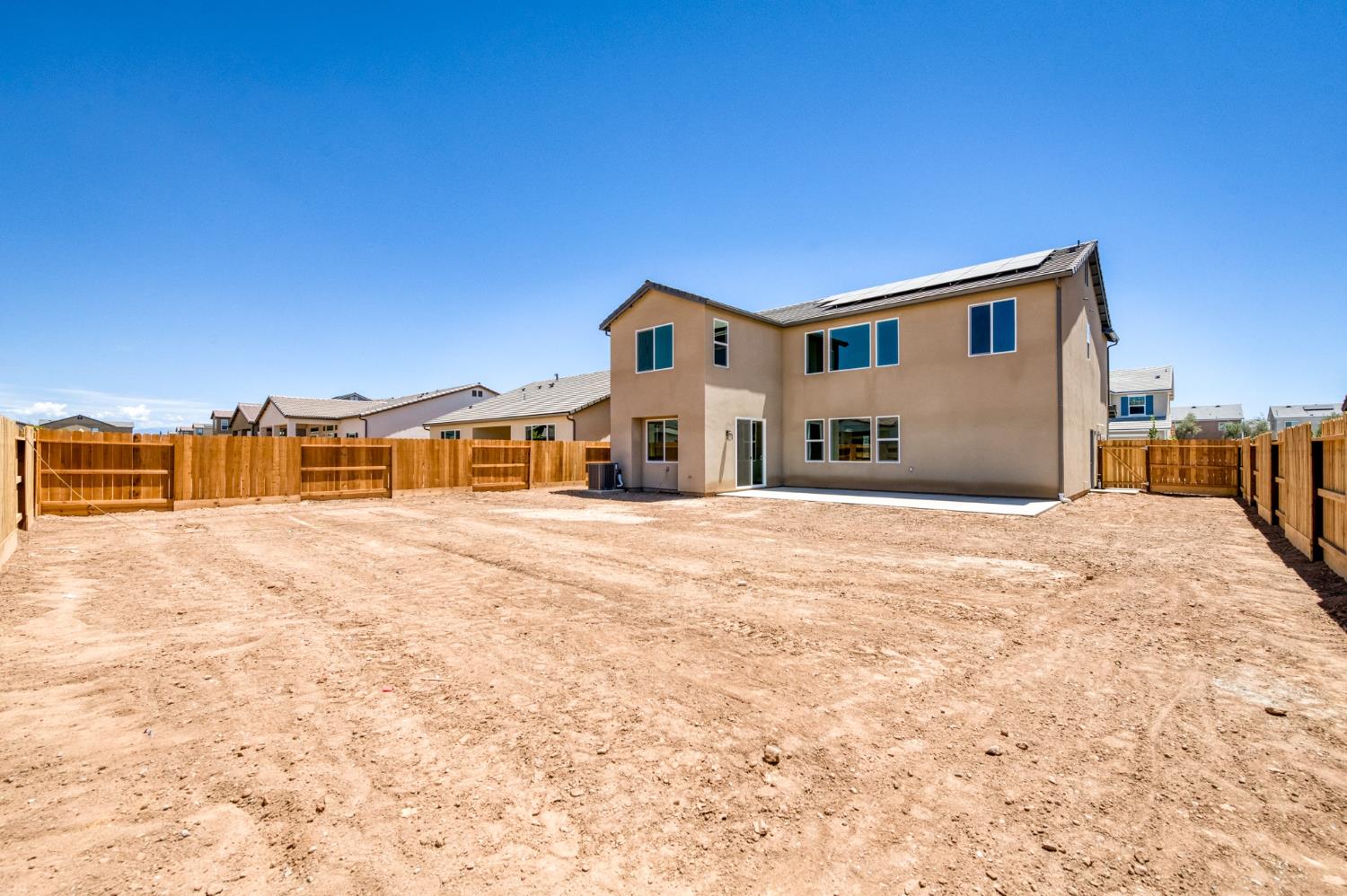 972 Peters Rd S, Madera, CA 93636