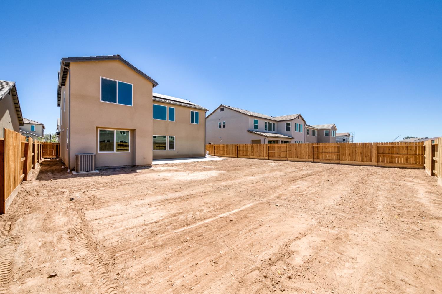 972 Peters Rd S, Madera, CA 93636