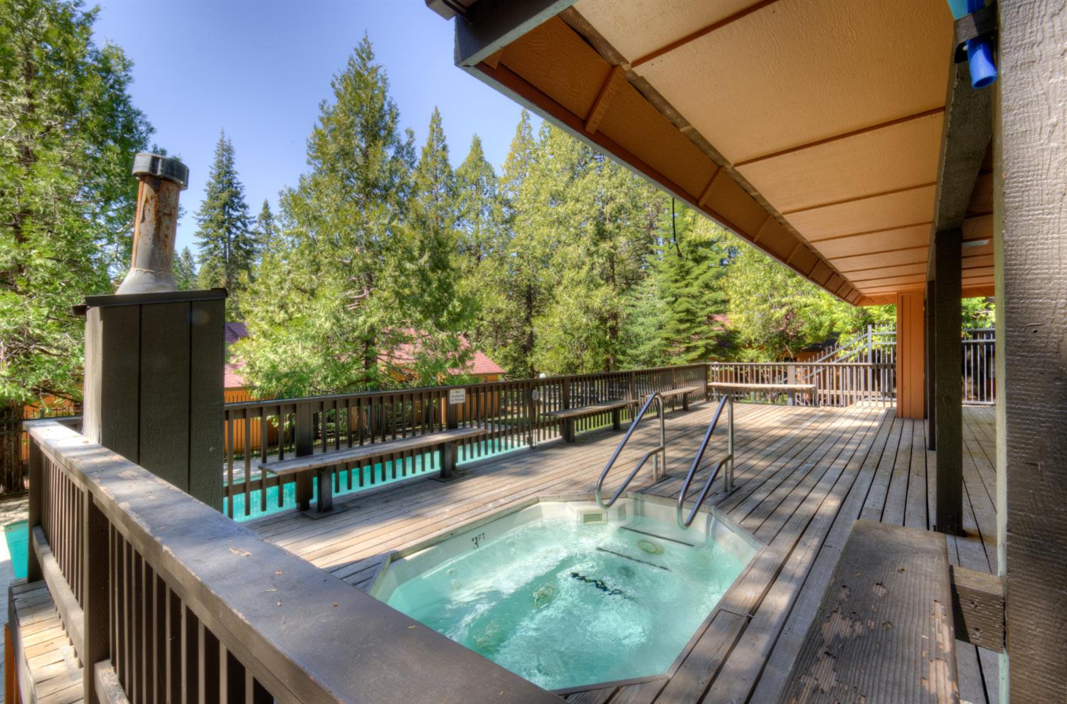 40806 Mill Run Ln, Shaver Lake, CA 93664