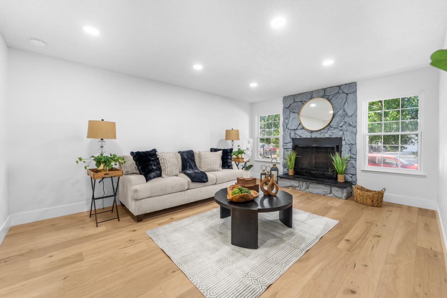 27184 San Jose Ave, Madera, CA 93637
