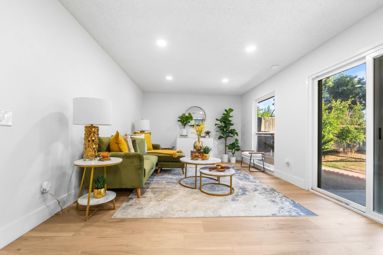 27184 San Jose Ave, Madera, CA 93637