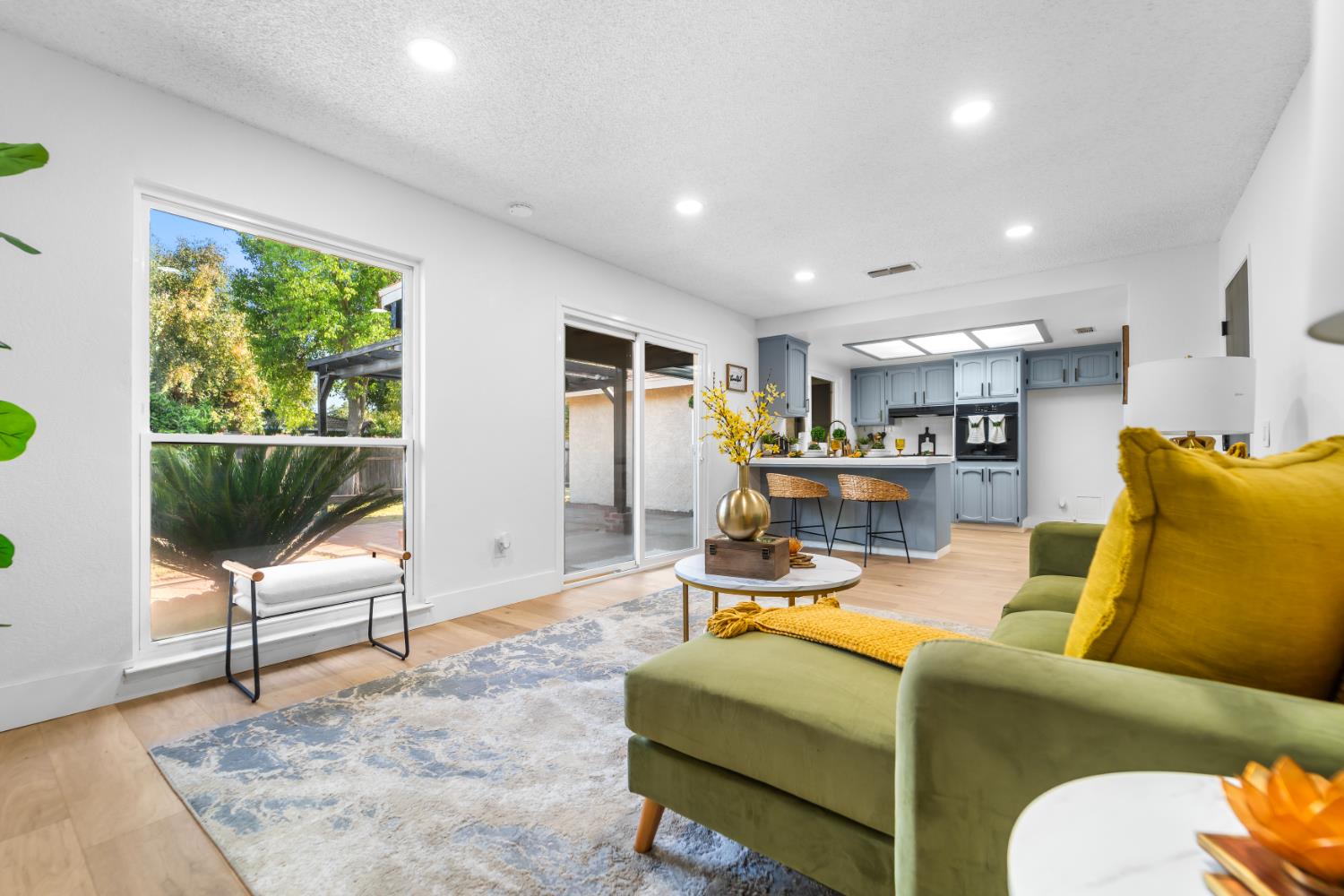 27184 San Jose Ave, Madera, CA 93637