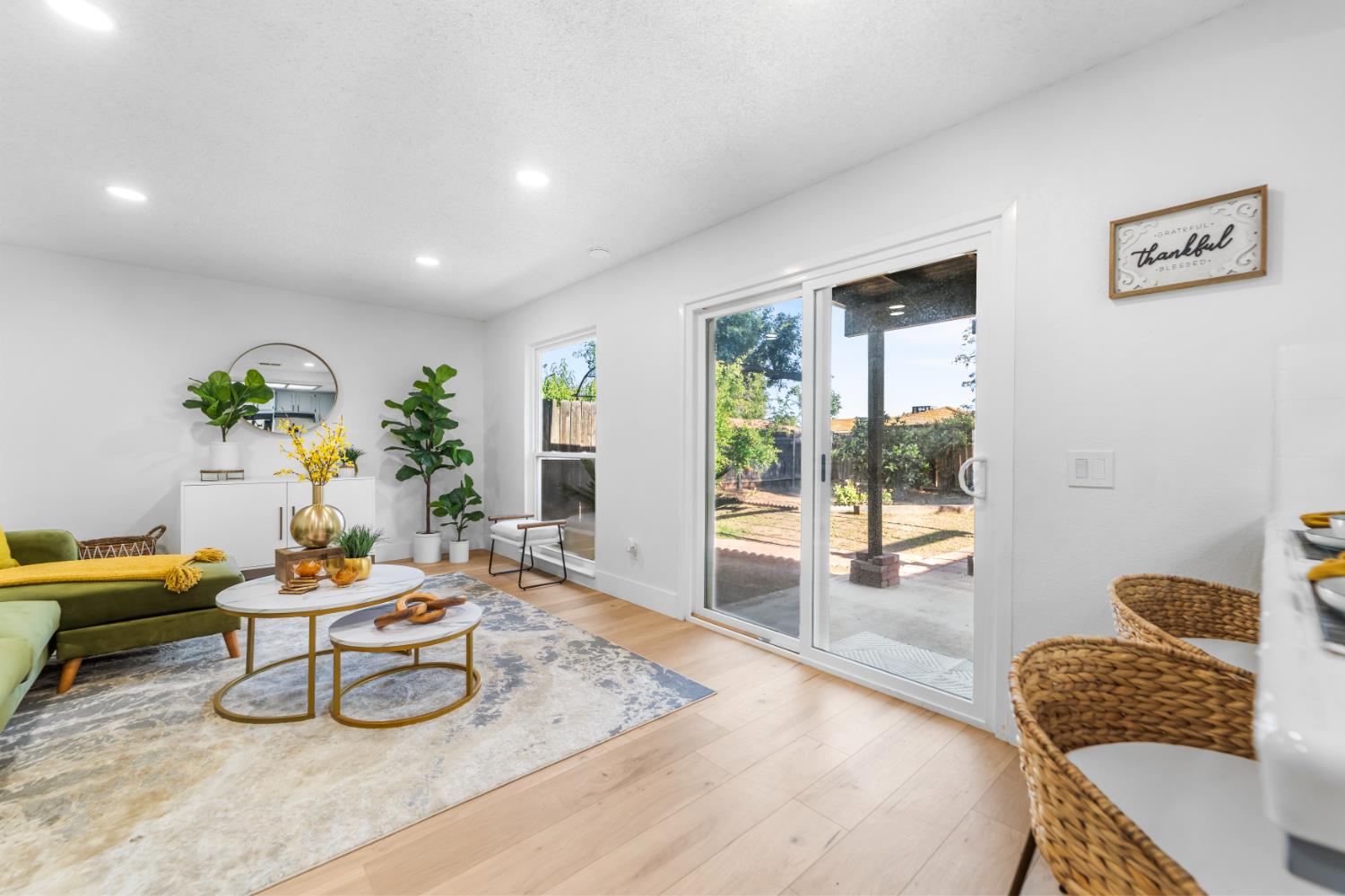 27184 San Jose Ave, Madera, CA 93637