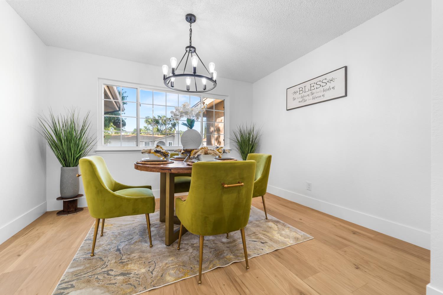 27184 San Jose Ave, Madera, CA 93637