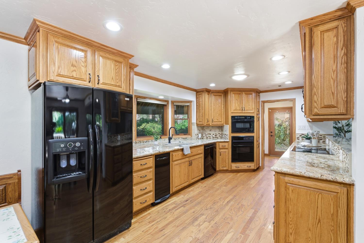 12780 Auberry Rd, Clovis, CA 93619