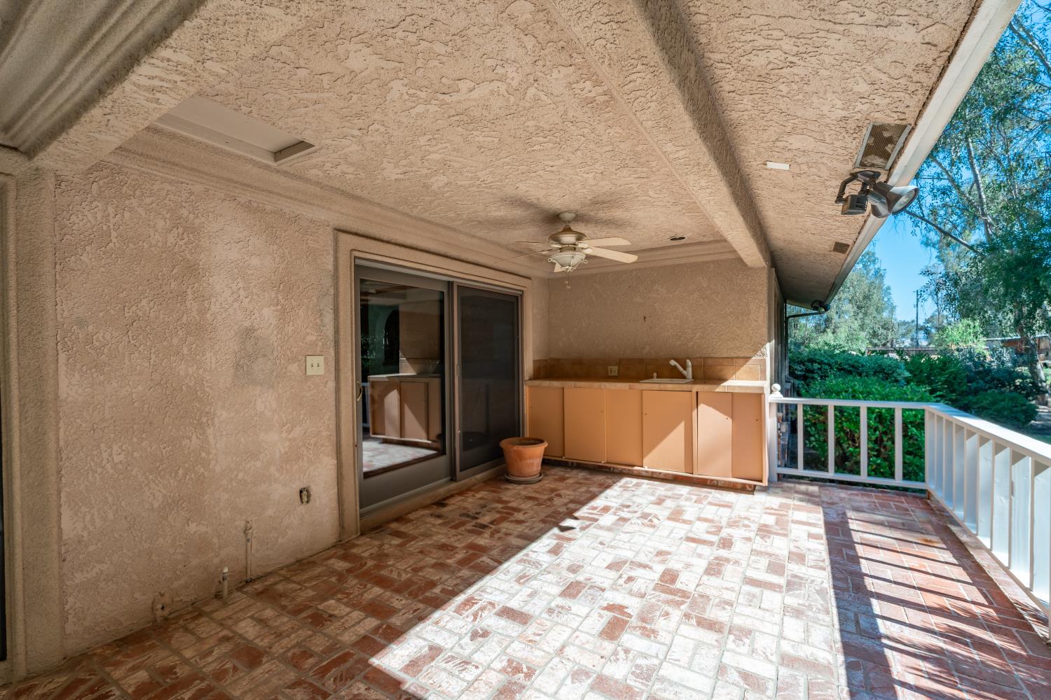 12780 Auberry Rd, Clovis, CA 93619