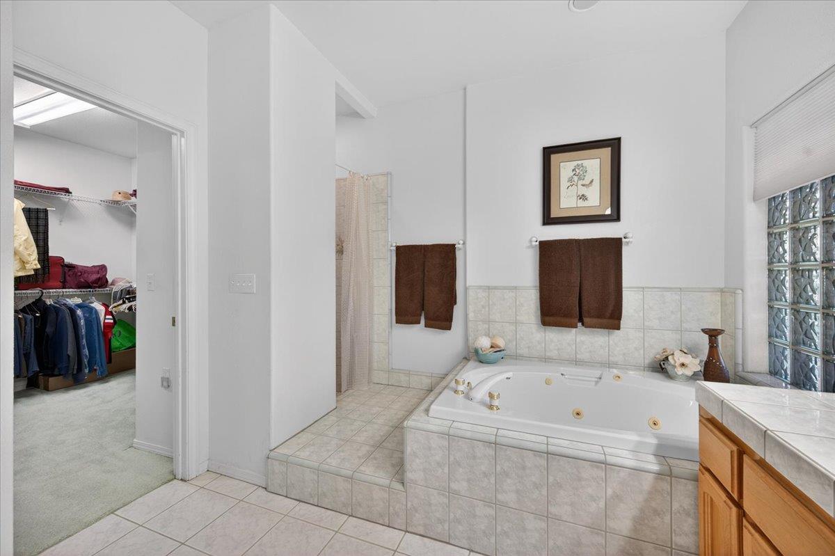 14100 Millerton Rd, Prather, CA 93651