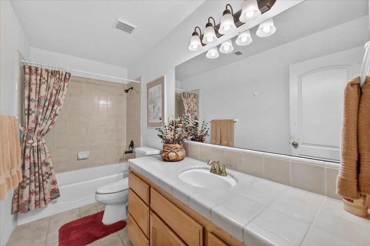 14100 Millerton Rd, Prather, CA 93651
