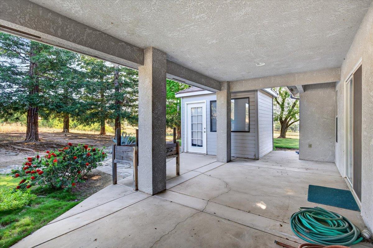 14100 Millerton Rd, Prather, CA 93651