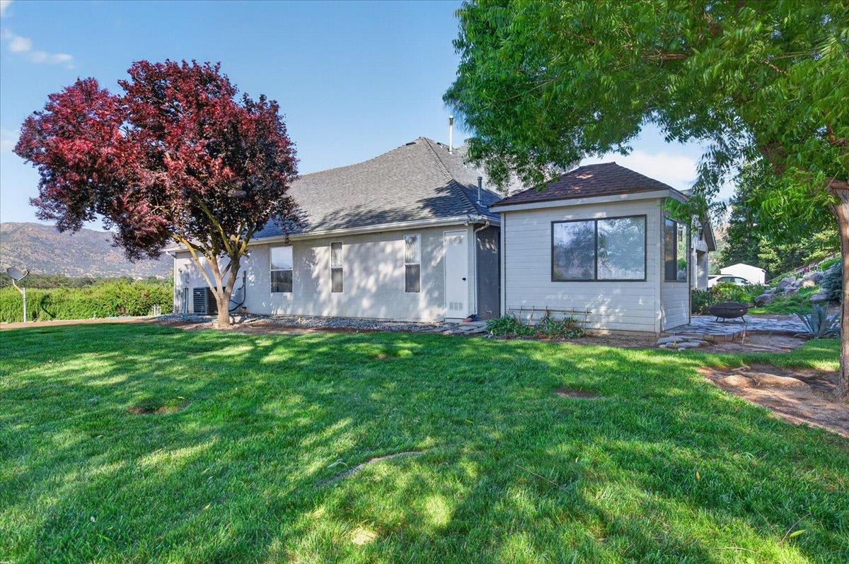 14100 Millerton Rd, Prather, CA 93651
