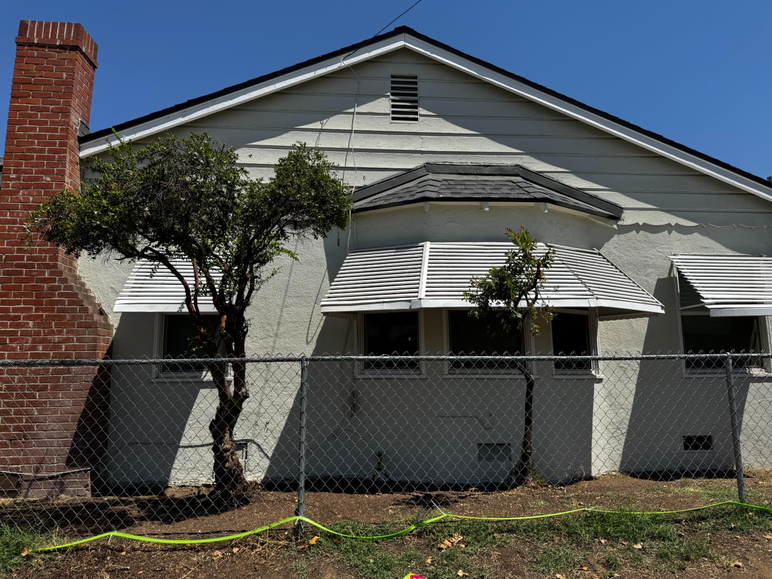 704 N Roosevelt Ave, Fresno, CA 93728