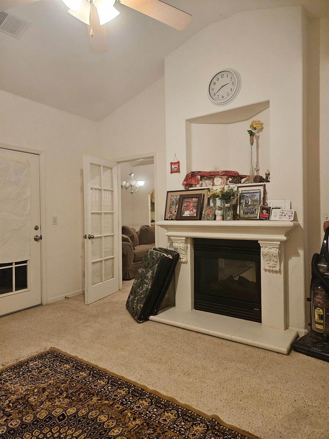4712 W Celeste Ave, Fresno, CA 93722