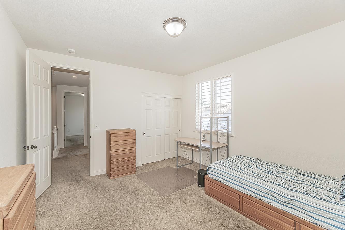 11345 N Via Montessori Dr, Fresno, CA 93730