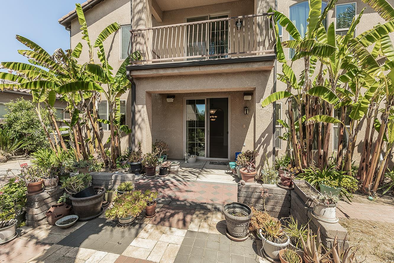 11345 N Via Montessori Dr, Fresno, CA 93730