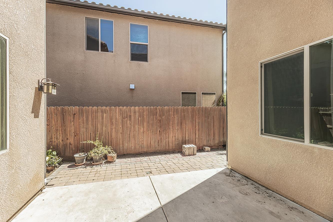 11345 N Via Montessori Dr, Fresno, CA 93730
