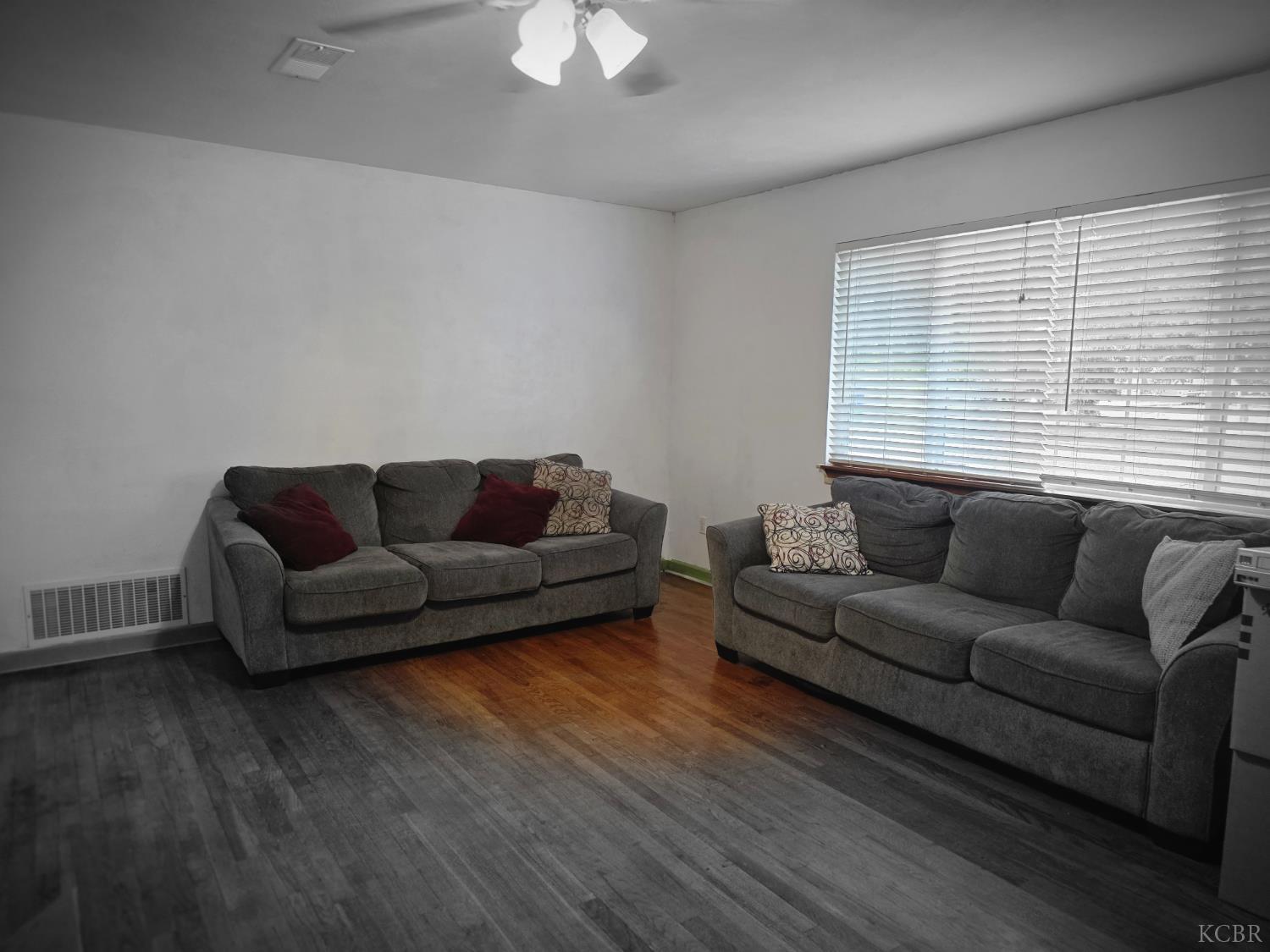 275 Ida Way, Hanford, CA 93230