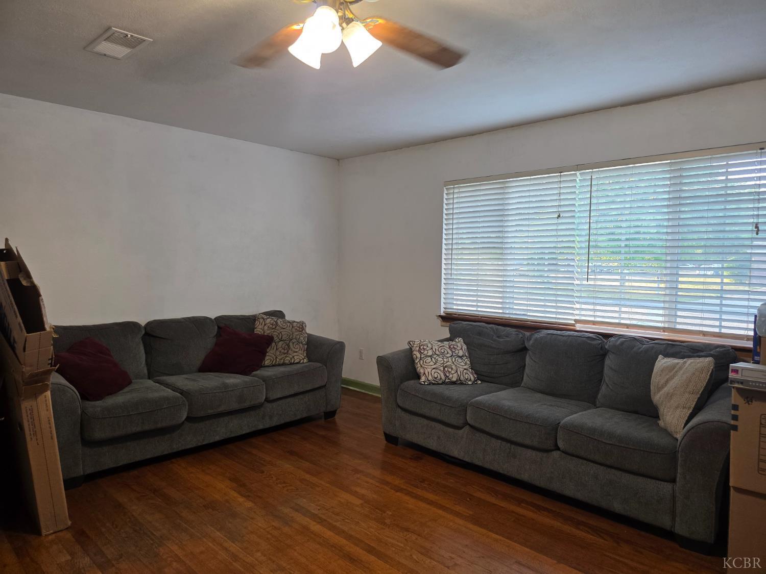 275 Ida Way, Hanford, CA 93230