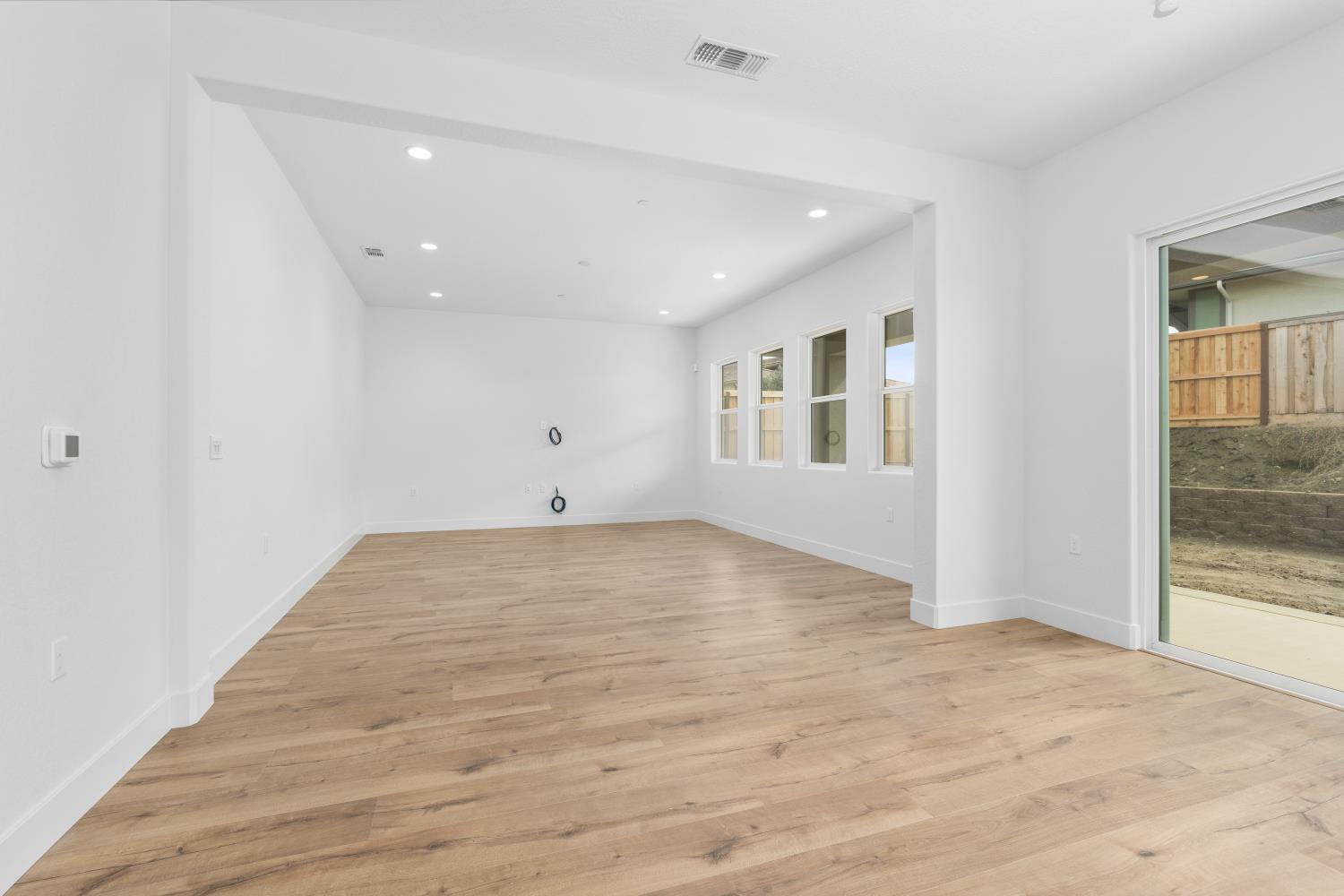 4522 Iron Creek Ct, Friant, CA 93626