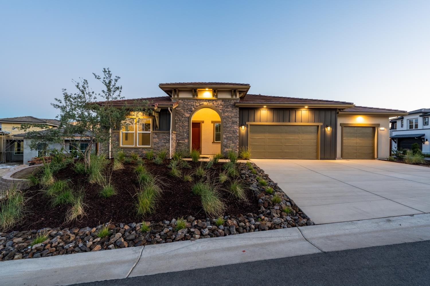 4527 Iron Creek Ct, Friant, CA 93626