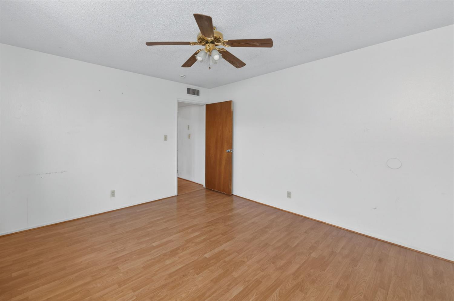 3144 E Santa Ana Ave, Fresno, CA 93726