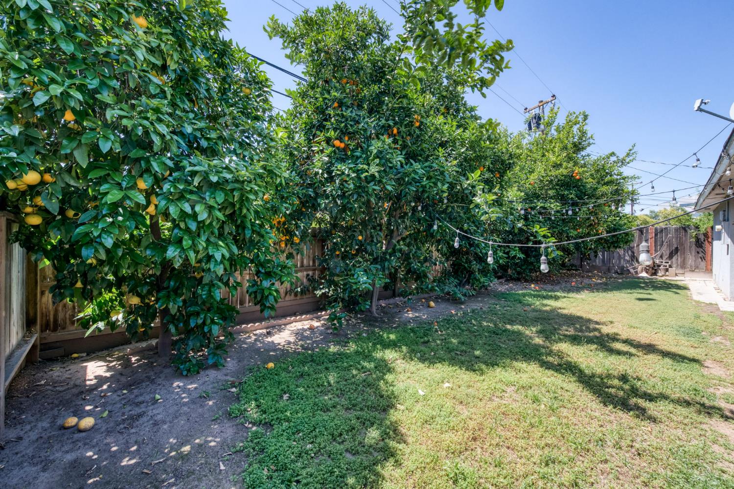 3144 E Santa Ana Ave, Fresno, CA 93726