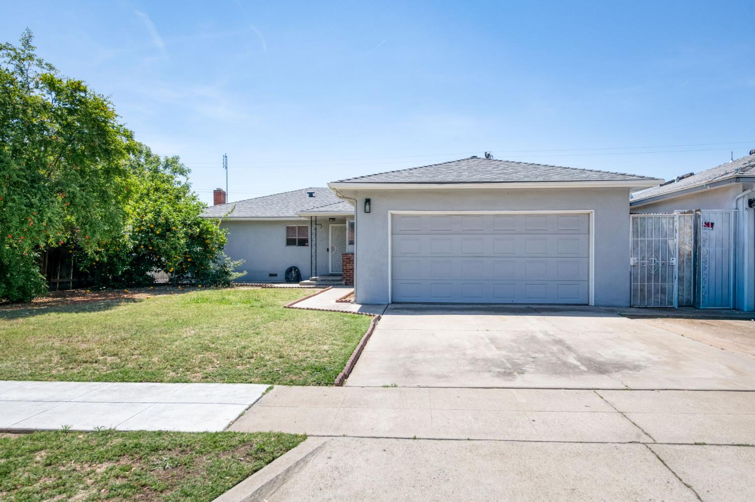 3144 E Santa Ana Ave, Fresno, CA 93726
